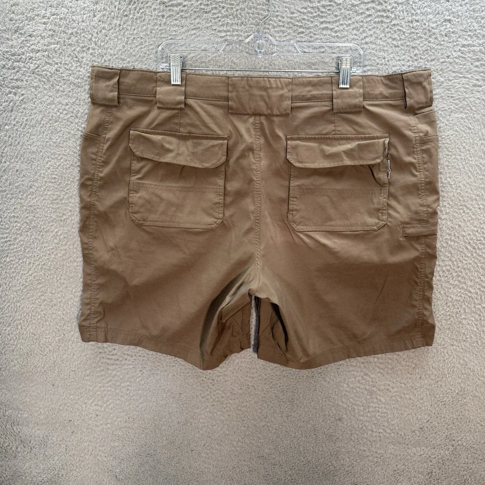 Duluth Trading Co Shorts‎ Mens 46 Brown Flex Dry On The Fly 9